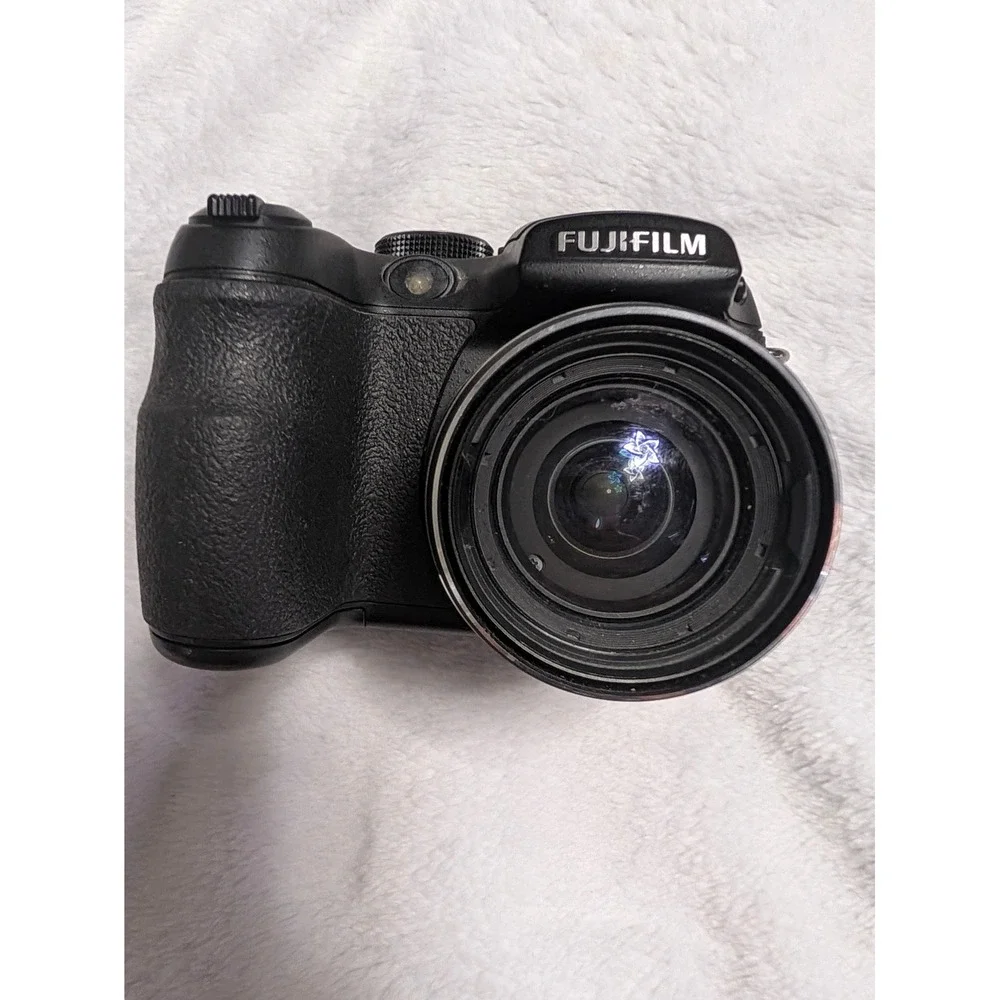 Fujifilm finepix s1000fd